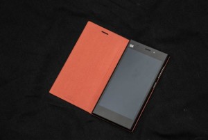 Immagini dello Xiaomi Mi3 cover a libro