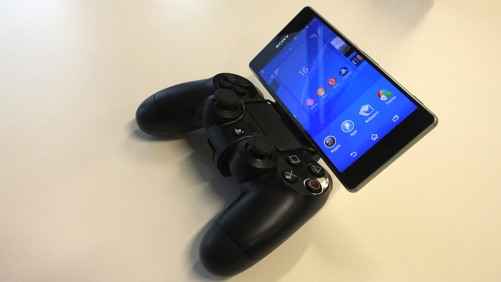 Sony Xperia Z3 PS4 controller